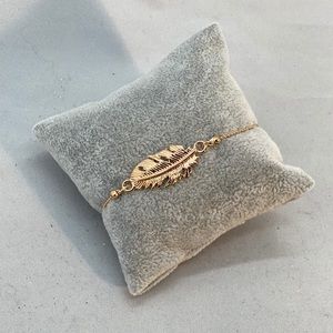 Jewelry - Gold feather bracelet Jewelry - Gold feather bracelet